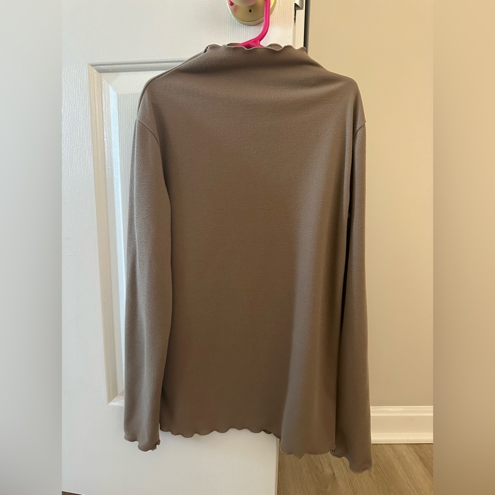 Size Small Green Mock Turtleneck